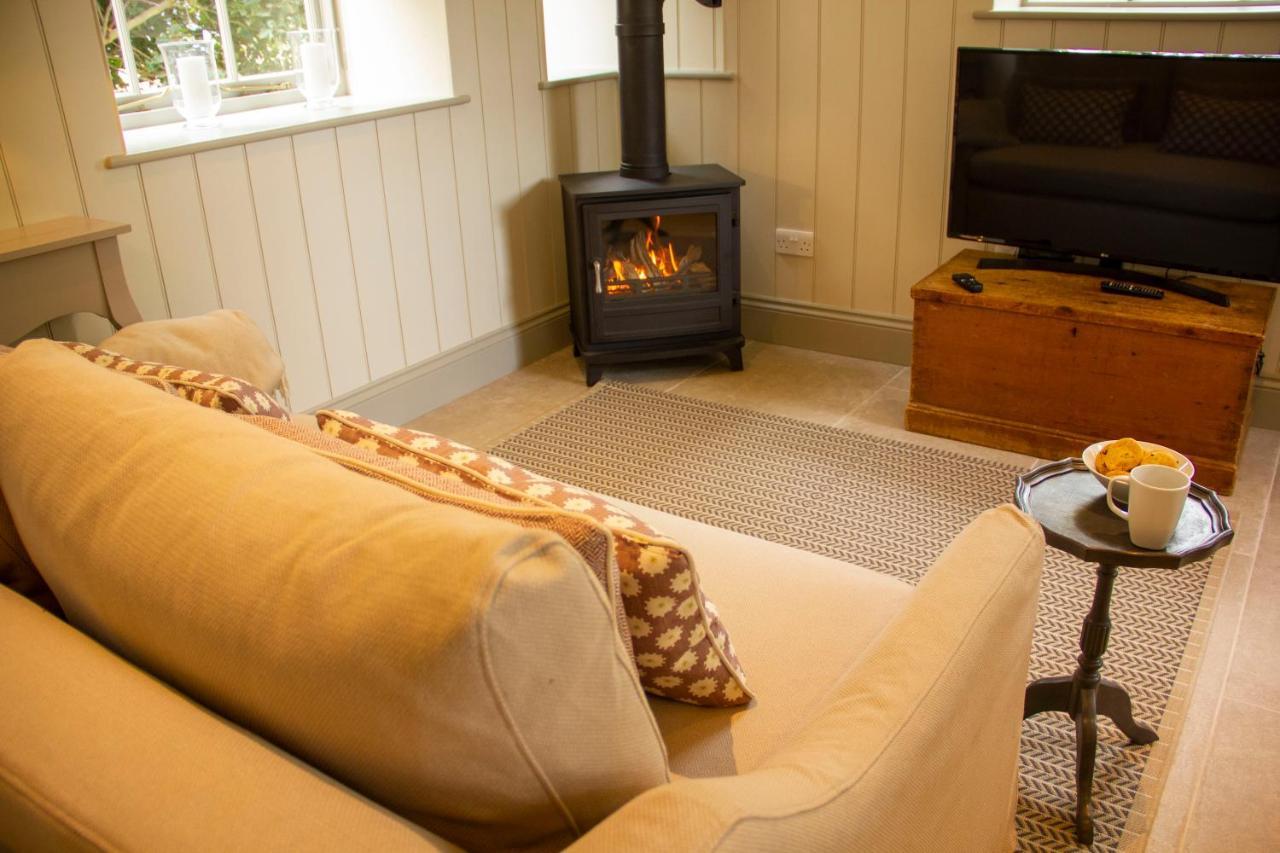 The Potting Shed, 5* Luxury Escape Cirencester Exterior foto